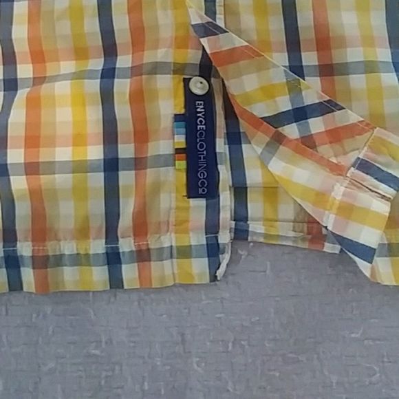 XL ENYCE BUTTON UP.....10/10 - Picture 2 of 7
